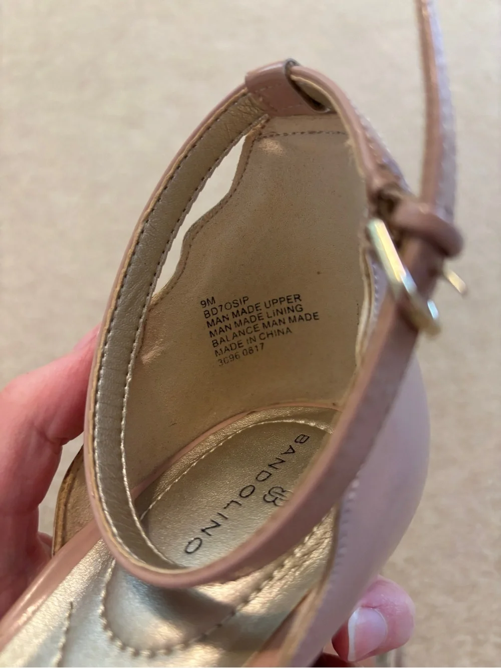 Bandolino Women's Pink Tan Scalloped Ankle Strap Wedge Sandals Size 9